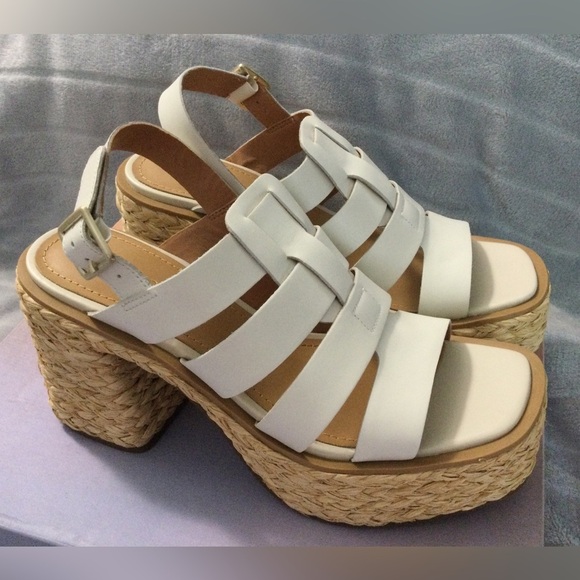 Lisa Vicky Just Strappy Platform White Sandals Size 8.5 M - Picture 6 of 12
